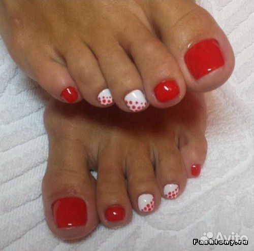 Комбинированный педикюр