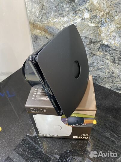 RIO 4C Matt black, Вентилятор осевой вытяжной 100