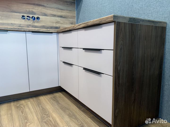 Кухня П-образная (цена за весь гарнитур) ксп:22775