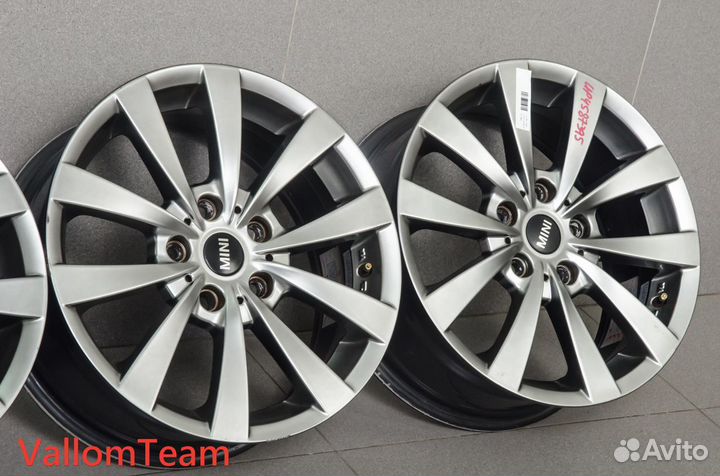 Лот UP4587395 Фирменные 17-е диски motec