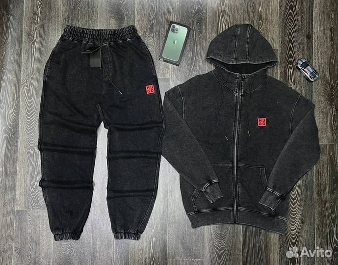 Спортивный костюм hugo boss размеры 46 54