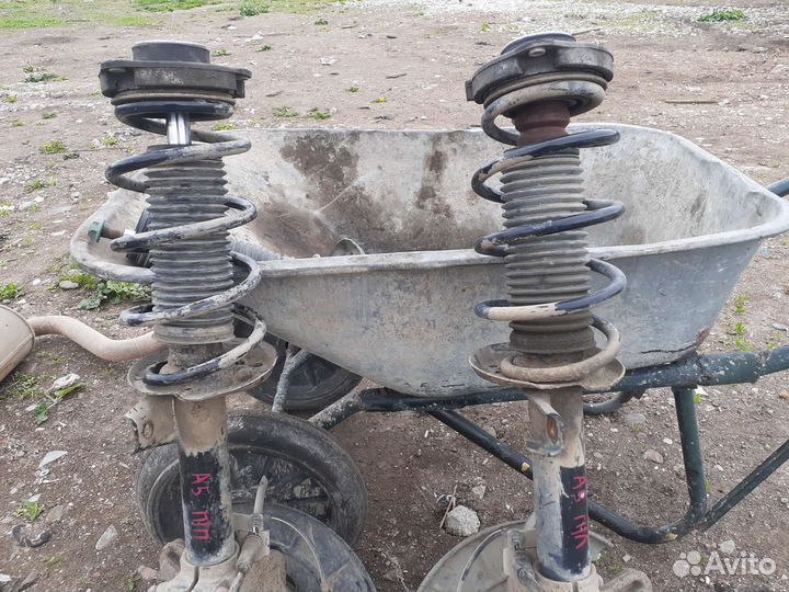 Skoda Octavia А5 стойка передняя правая