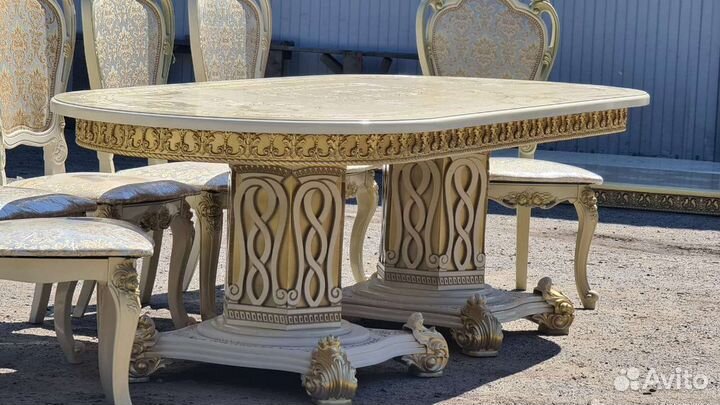 Стулья и столы