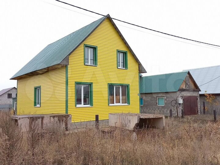 Дом 224 м² на участке 7,6 сот.