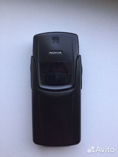 Nokia 8910i