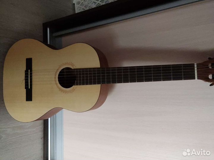 Классическая гитара