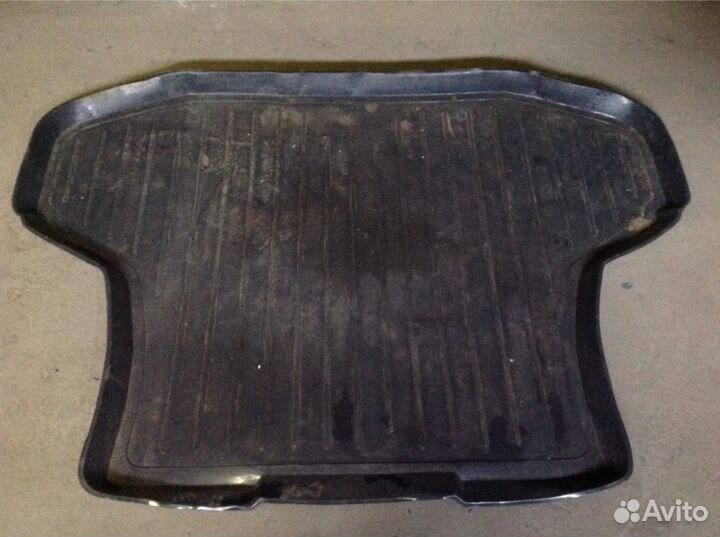 Коврик багажника
