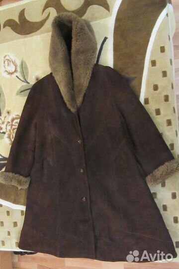 Продаю дублёнку женскую