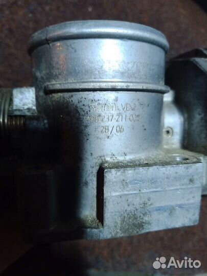 Дроссельная заслонка Ауди А4 B5 дв аев