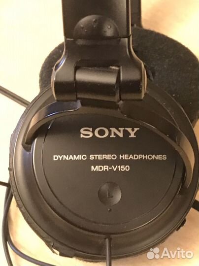 Кассетный аудиоплеер Sony Walkman наушники
