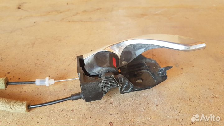 Внутренняя ручка задней правой двери mazda cx-5 KE