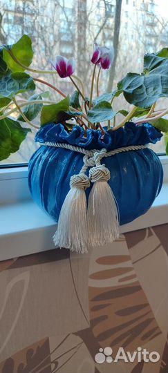 Горшочек (кашпо, декор)