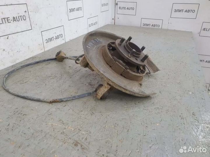 Кулак задний правый Land Rover Range Rover Vogue