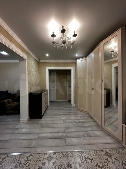 3-к. квартира, 86 м², 8/9 эт.