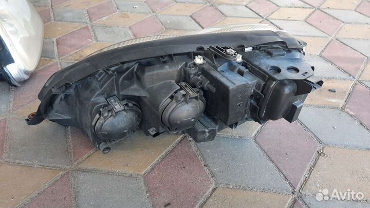 Фара на mercedes w220 S-klass