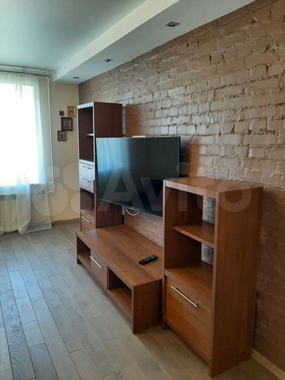 2-к. квартира, 57 м², 6/6 эт.