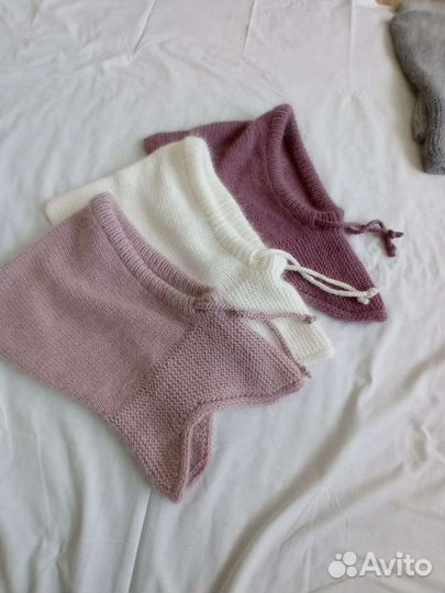 Женский вязаный капор