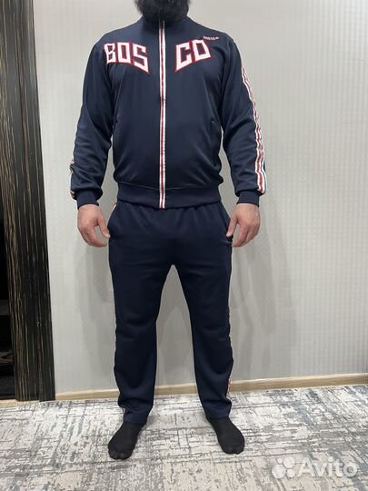 Спортивный костюм