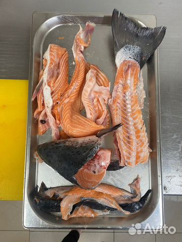 Набор для ухи из охлажденной семги (лосося)