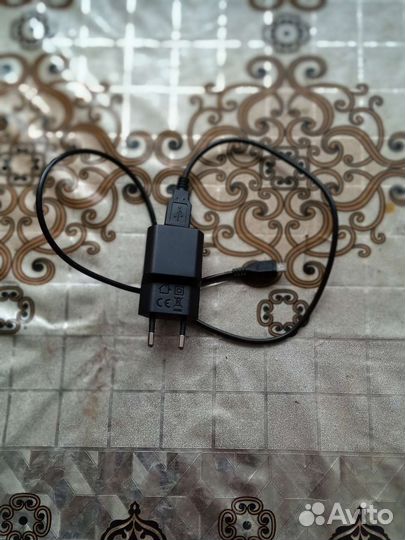 Абсолютно новый зарядное устройство для телефона