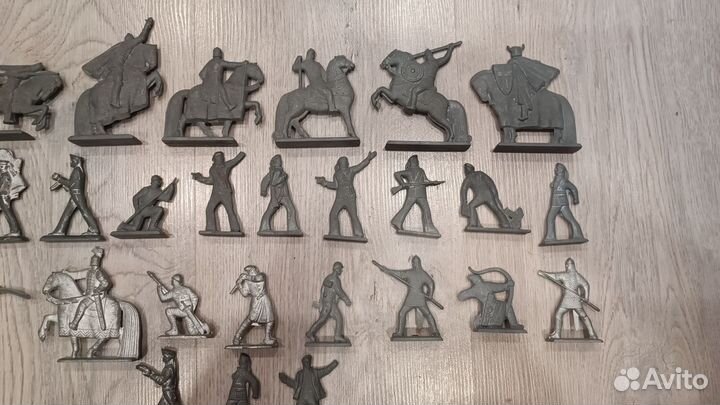 Модельки солдатиков СССР