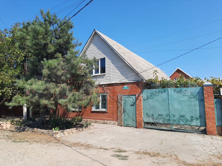 Дом 88 м² на участке 2 сот.