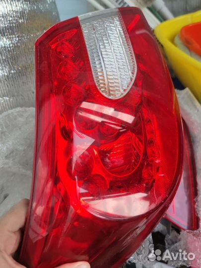 Фонарь, фара задняя infiniti m37, q70 левая правая
