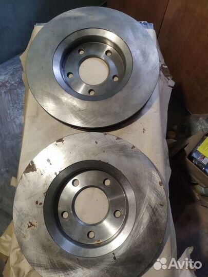 Диски тормозные на chrysler voyager, dodge caravan