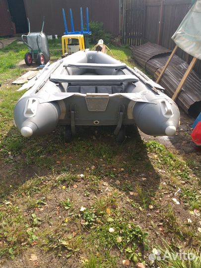 Лодка Badger CL 370