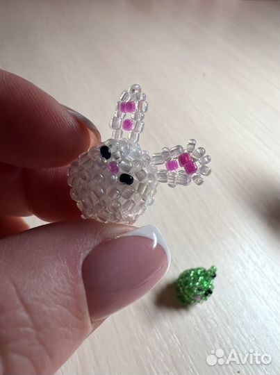 Милые фигурки из бисера