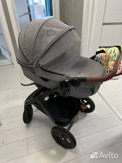 Коляска люлька Stokke trailz