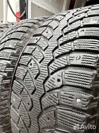 Bridgestone Blizzak Spike-01 205/65 R15