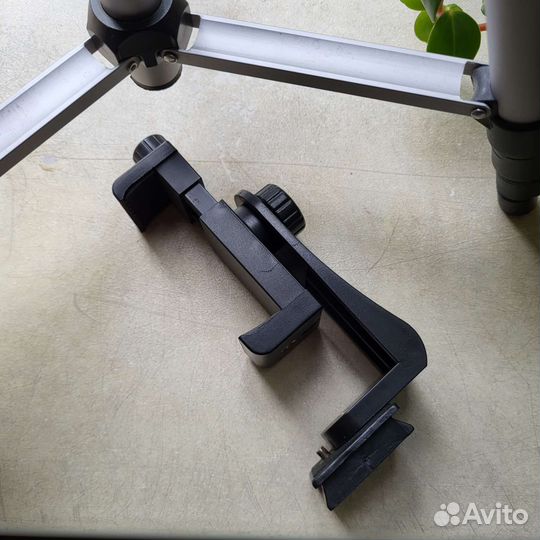 Зеркальный фотоаппарат Canon EOS 5D Mark II