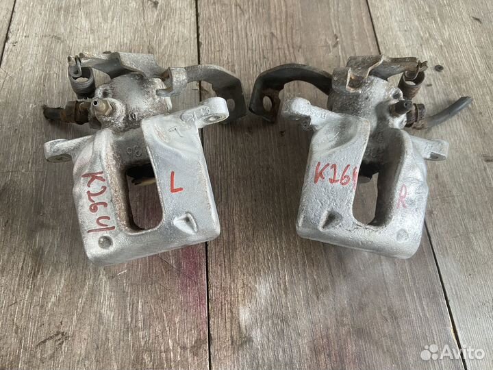 Суппорт задний левый Bosch Toyota Auris E150