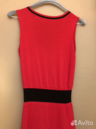 Платье трикотажное XS