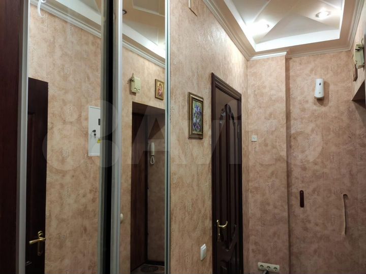 2-к. квартира, 40 м², 1/2 эт.