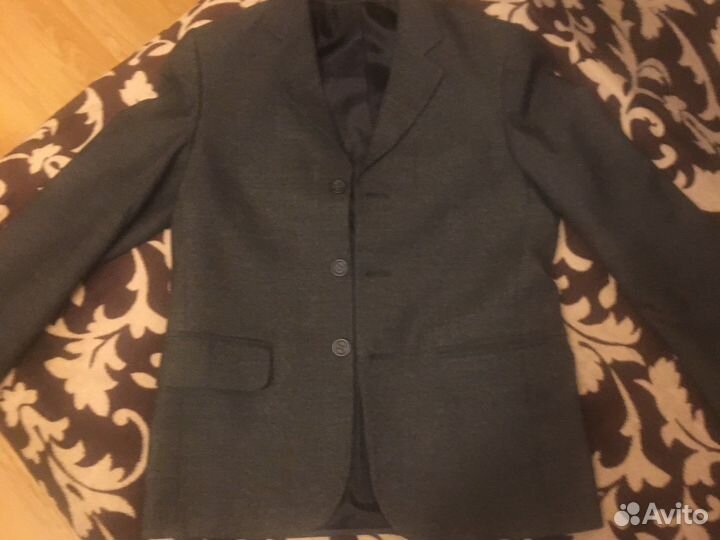 Школьный пиджак новый