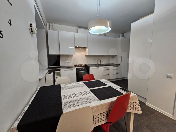 2-к. квартира, 67 м², 6/10 эт.