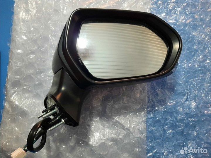 Зеркало заднего вида правое Toyota Camry V70