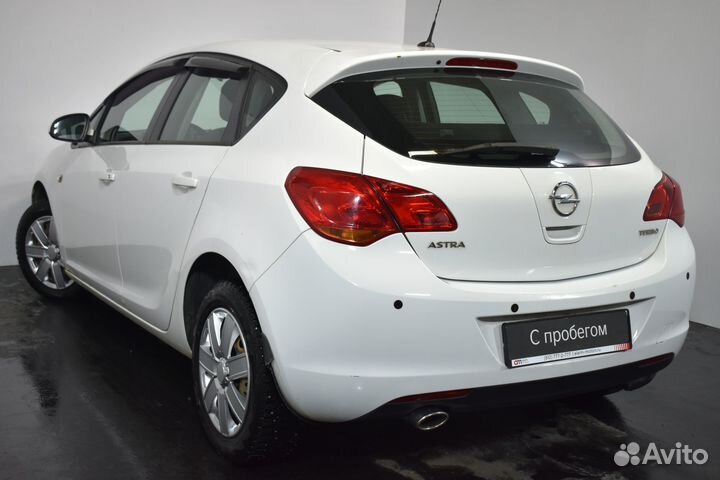 Opel Astra 1.4 AT, 2011, 114 000 км