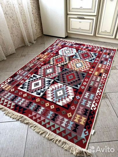 Ковер комнатный в восточном стиле