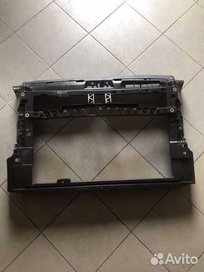 Фольксваген Поло седан рама передняя