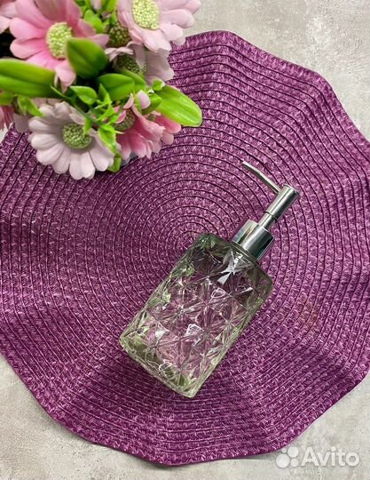 Дозатор для ванной комнаты