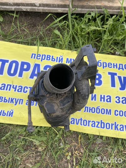 Корпус воздушного фильтра Volkswagen Golf 4