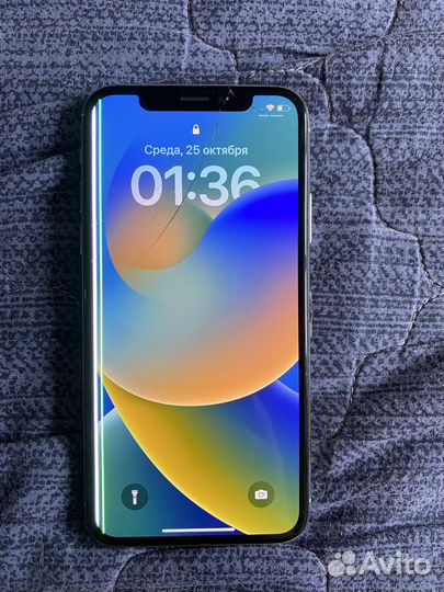 iPhone X, 64 ГБ