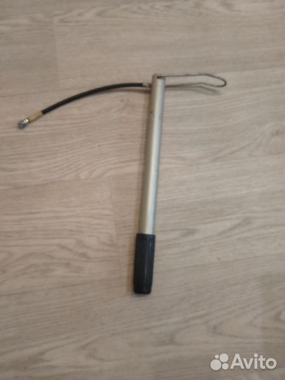 Насос ручной для велосипеда