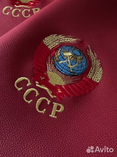 Машинная вышивка на одежде. Мерч