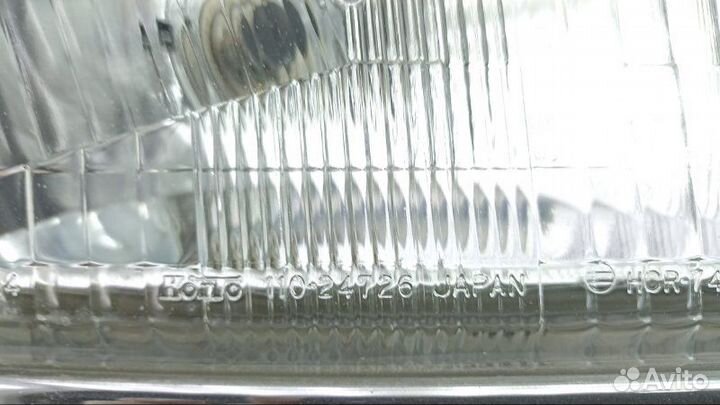 Фара правая Nissan Elgrand ALE50 1998