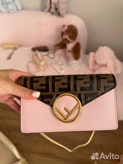 Клатч fendi