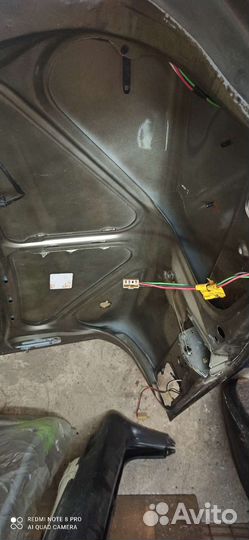 Продам крышку багажника ваз 2110
